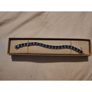 Sterling silver and blue sapphire bracelet 8in